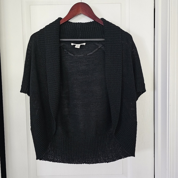 Kenneth Cole Shrug - Picture 1 of 3